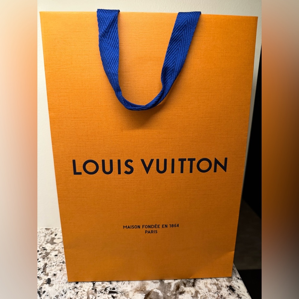 Louis Vuitton Authentic Shopping Bag